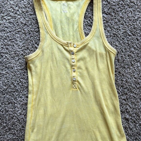 Aerie real soft tank tops. Size XS - Picture 4 of 7